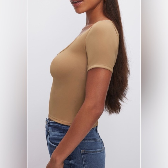 NWT Good American Women's Scoop Neck Crop Scuba Knit T-Shirt - Picture 6 of 15